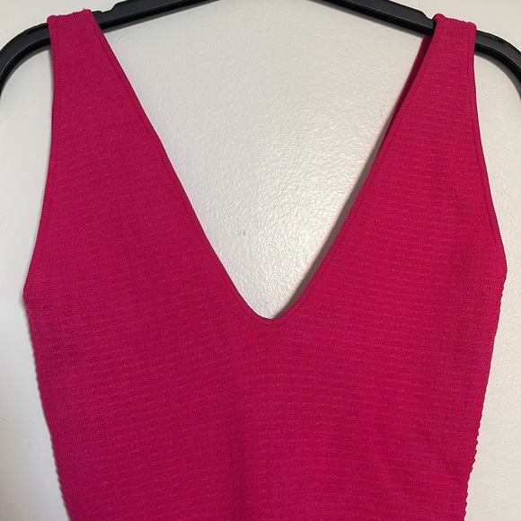 Stunning Raspberry knit dress - Picture 2 of 6